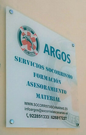 Placa metacrilato exterior